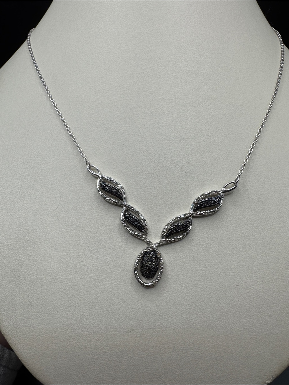 Sterling Silver  Black and white  diamond  18 in Necklace